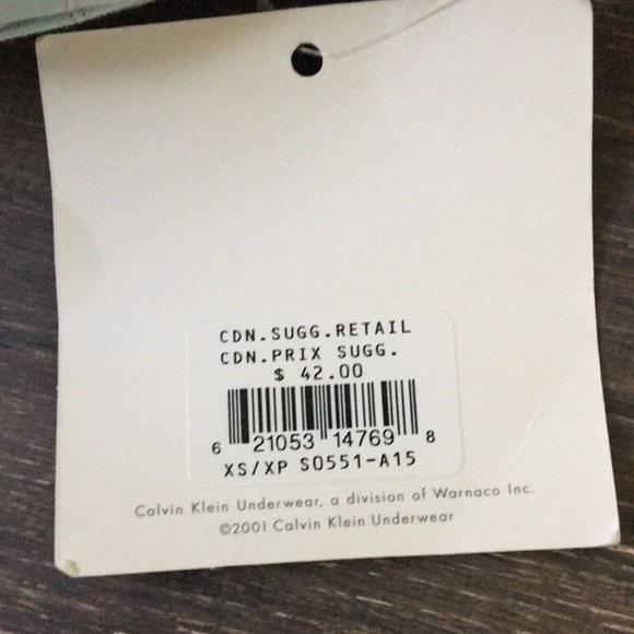 Bundle of Calvin Klein sleep/lounge wear - Picture 6 of 16